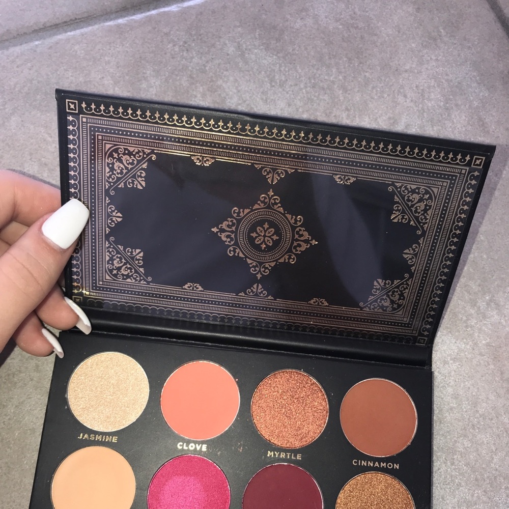 💖💖Grandiose Palette by ACE BEAUTE💖💖